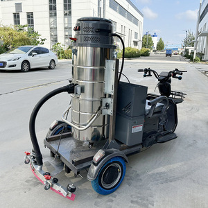 Electric Ride On Industrial Vacuum Cleaner 3600W 48V Wet Dry Clean For Factory Workshop - Product Image 1