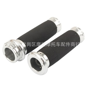 Puños para manillar de motocicleta Moshark, goma negra de 25 mm con tapas de extremo plateadas para modelos Harley Davidson - Product Image 5
