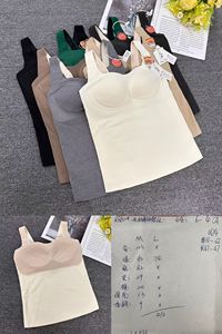 <span class=keywords><strong>เสื้อ</strong></span>กั๊กไนลอนอุ่นสำหรับฤดูใบไม้ร่วงฤดูหนาวหญิงบุผ้ากำมะหยี่เสริมแผ่นรองหน้าอกเสื้อทรงเข้ารูปกันหนาว - Product Image 3