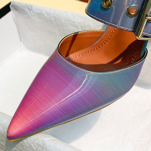 Sandalias de Tacón Bajo con Hebillas Sexys para Mujer, Diseño Nuevo 2025 - Product Image 2