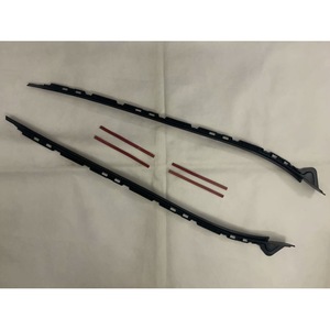 Tiras de Sellado Laterales para Parabrisas de Mercedes-Benz 212, 2126902582 2126902682, Repuestos Izquierdo y Derecho - Product Image 2