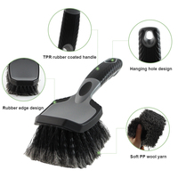 Brosse pour roues et pneus Nettoyeur de tapis efficace pour le nettoyage des véhicules