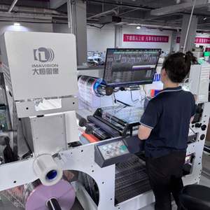 Etiquetas Adhesivas Térmicas de PVC Personalizadas al por Mayor, Etiquetas Amarillas de 30*20mm, Etiquetas de Papel Encogible para Supermercados, Etiquetas para Envasado de Alimentos - Product Image 5