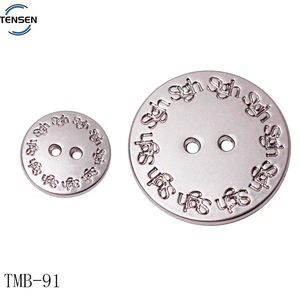 Botón de costura personalizado Fabricante de aleación de zinc Camiseta Botón de 4 agujeros Nombre grabado personalizado Accesorio de ropa Botones de logotipo de metal - Product Image 1