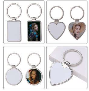 Llavero de Metal Rectangular en Forma de Corazón para Sublimación, Personalizable con Foto Impresa - Product Image 1
