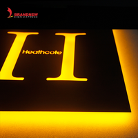 BRANDNEWSIGN Fabricant de panneaux lumineux en métal gravé personnalisés à lumière blanche chaude, rétroéclairés, logo LED, plaques décoratives murales rustiques en métal