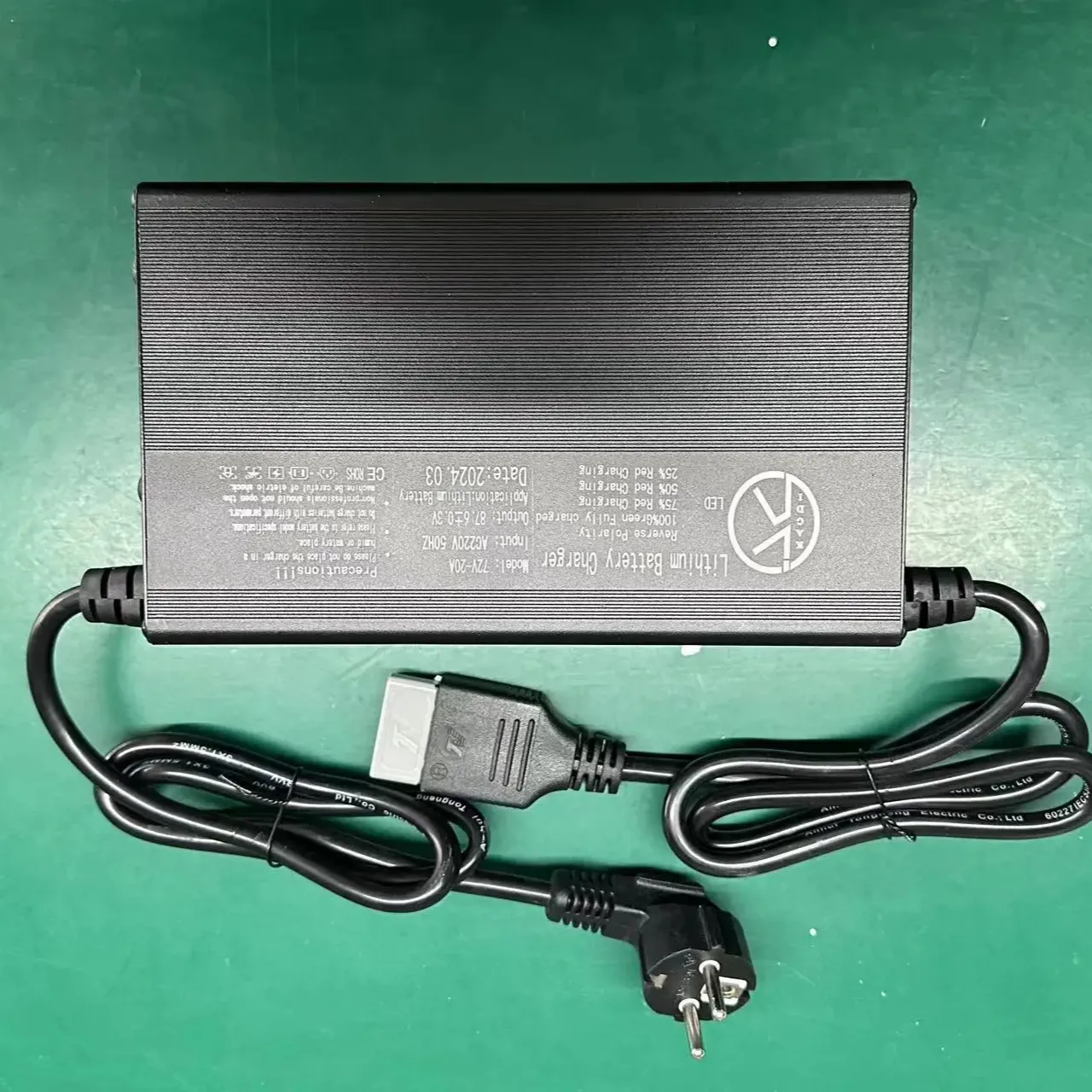 ADDISON-Cargador de batería de litio para vehículo eléctrico, 12V, 24V, 36V, 48V, 60V, 72V, 84V5A