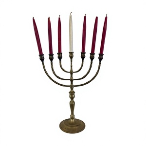 Accessoires de table, chandelier en laiton à 7 bras, support décoratif de luxe pour bougies, menorah pour la Hanouka et la décoration de mariage - Product Image 1
