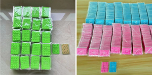 حامل هاتف محمول من السيليكون بشعار مخصص، لاصق أحادي الجانب، متوافق مع الملصقات - Product Image 5