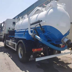 Camion-citerne d'<span class=keywords><strong>aspiration</strong></span> des eaux usées SINOTRUK HOWO 4X2 manuel diesel léger de haute qualité, 10 m, <span class=keywords><strong>pompe</strong></span> à vide, 351-450 ch, norme d'émission Euro 2 - Product Image 3