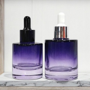 ขวดแก้วหยดเซรั่มหน้าสีม่วงไล่เฉดแบบหรูหรา ขนาด 30 มล. 50 มล. สำหรับน้ำมันหอมระเหย พร้อมพิมพ์ลายสกรีน - Product Image 1