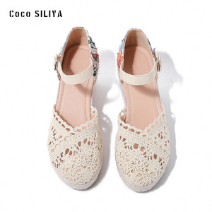 Sandalias de cuña Coco SILIYA con punta abierta, suela de paja transpirable y cierre de hebilla para mujer - Product Image 2