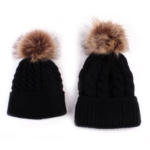 Mẹ Tôi Phù Hợp Với Mùa Đông <span class=keywords><strong>Beanie</strong></span> Dệt Kim Hat Cho Phụ Nữ Người Đàn Ông Phụ Nữ Cô Gái Kid Toddler Với Faux Lông Bóng Đầu - Product Image 6