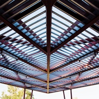 Pare-soleil extérieur en alliage d'aluminium de conception moderne sur mesure pour les espaces extérieurs verticaux et horizontaux
