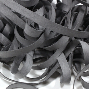 Bán buôn đồ bơi màu trắng phụ kiện cao su tự nhiên miễn phí tổng hợp đàn hồi ban nhạc cao su phẳng <span class=keywords><strong>earloop</strong></span> cao su đàn hồi Băng - Product Image 2