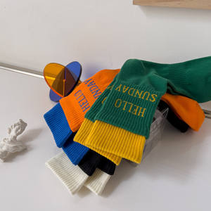 Chaussettes en vrac OEM 2026 Hello Sunday Crew Patchwork en coton pour le printemps et l'été, idéales pour le sport et le fitness, style classique rétro unisexe - Product Image 4