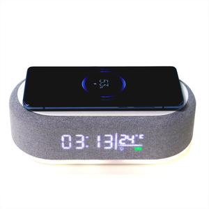 Produits les plus vendus Chargeur multifonction 4 en 1 Lampe LED 15W Chargeur portable rapide sans fil pour <span class=keywords><strong>iPhone</strong></span> - Product Image 6