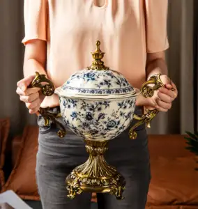 Groothandel China Koperen Vaas Home Decor Luxe Bronzen Porseleinen Keramische Pot Met Deksel