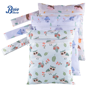 أحدث طراز حقيبة مبللة مقاومة للماء مقاس متر 20 × 25 سم حقيبة سفر للأطفال حقيبة مناديل مبللة للأمهات والسباحة والصالة الرياضية والشاطئ قماش مبلل - Product Image 1