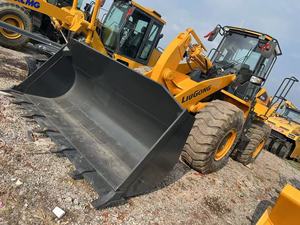 Oferta Especial: Cargadora de Ruedas 856H en Excelentes Condiciones, Pala Delantera, Capacidad de Carga Nominal de 5 Toneladas, para Construcción - Product Image 3