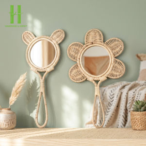Miroir en rotin moderne en forme de fleur - Décoration murale écologique pour chambre de bébé - Product Image 1