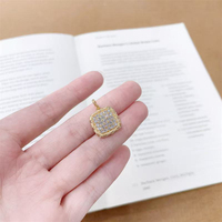 Elegante Ciondolo Quadrato Vintage con Diamanti Pavé, Diamante Creato in Laboratorio, Gioielli di Lusso in Oro Nobile 18K, Accessori per Donna