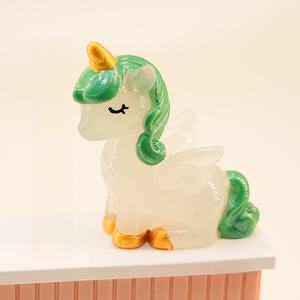 Popüler tasarım Glow karanlık at 3D reçine Microlandscraft Kawaii reçine el sanatları reçine Charms önemsiz telefon kılıfları için - Product Image 6