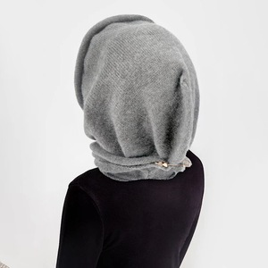 Haute qualité couleur unie filles cachemire écharpe chapeau hiver bonnet chapeau avec écharpe pour femmes tricoté <span class=keywords><strong>laine</strong></span> chapeaux Turban tête Wrap - Product Image 3