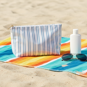 Nuova <span class=keywords><strong>Tendenza</strong></span> Personalizzata: Borsa per il Trucco Grande e Trasparente con Rivestimento in Vinile, Fiocco e Righe, Organizer Cosmetico da Viaggio in PVC per Donne - Product Image 1