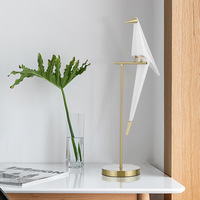 Hôtel Acrylique Unique Oiseau LED Veilleuses Nouvelle Lampe De Table LED Moderne Pour Salon Chambre Décoratif