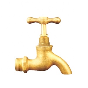 Robinet d'extérieur <span class=keywords><strong>de</strong></span> <span class=keywords><strong>type</strong></span> PEX <span class=keywords><strong>de</strong></span> 1/2 pouce Robinet en laiton grincé Robinet d'eau en laiton - Product Image 2