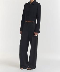 Blazer noir pour femme à col cranté, manches longues, couleur unie, tissé, simple boutonnage, coupe courte - Product Image 2