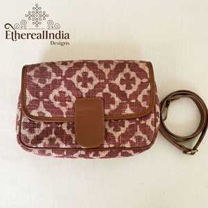 Bolso Bandolera Rosa con Estampado de Bloques, de Algodón, Estilo Boho Étnico, con Solapa y Correa de Cuero, Venta al por Mayor, Exportación India - Product Image 6
