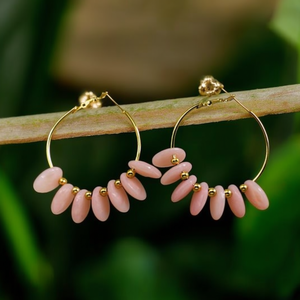 Pendientes de Moda con Cuentas de Piedra Rosa, Diseño de Aro, Acero Inoxidable 316L, Baño de Oro PVD, Resistentes y Sostenibles - Product Image 3