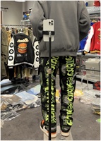 Jeans slim streetstyle personnalisés avec patch brodé vieilli jeans baggy délavé noir pantalon en denim de coton