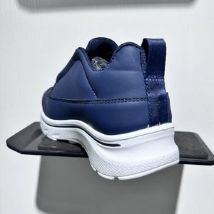 Zapatillas Deportivas para Niños, Impermeables, con Parte Superior <span class=keywords><strong>de</strong></span> PU, Plataforma, Cierre sin Cordones, Ligeras, Suaves, Antiolor, con Plantilla <span class=keywords><strong>de</strong></span> Espuma Viscoelástica, Cómodas - Product Image 4