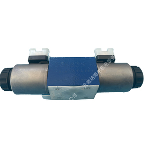 R900902095 4WRA6W30-2X/G24N9K4/V ขนาด 6 NG6 / CETOP 03 วาล์วควบคุมทิศทางไฮดรอลิกแบบสัดส่วนชนิดทำงานโดยตรง - Product Image 3