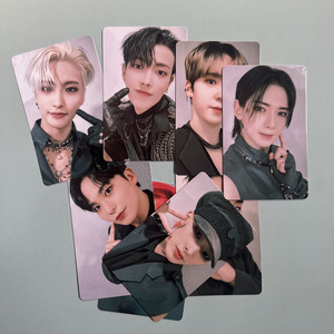 Fournisseur kpop Cartes postales à slogan couleur double face personnalisées <span class=keywords><strong>Carte</strong></span> <span class=keywords><strong>photo</strong></span> en papier <span class=keywords><strong>avec</strong></span> Idol collectKpop photocards - Product Image 1