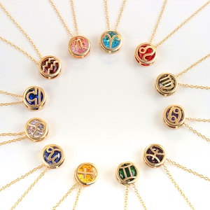 Collier double face 12 signes du zodiaque pour femmes Trendy 12 Birthday Stone Zircon Pendant Clavicule Chain Hollow Constellation - Product Image 1