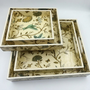 Plateau de service en bois MDF avec poignées, plateau rectangulaire en cuir et bois - lot de deux - Product Image 1