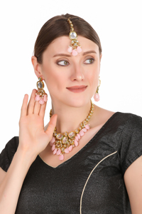 Ethnic Style <b>Bridal</b> Alloy Kundan Jewelry Beaded <b>Necklace</b> Earrings Maang Tikka <b>Set</b> Designed for Wedding & Party Functions - Product Image 3