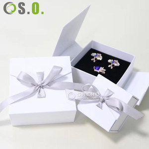 Caja de Joyería Deslizante con Logotipo Personalizado, Empaque de Cartón Ecológico de 10*10*3cm, Forma Personalizada para Aretes, Anillos y Collares - Product Image 2