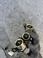 SUKU CADANG MOBIL BEKAS ASLI untuk Tombol Konsol Tengah Ferrari 458, Tombol Start Gigi Belakang OEM 82745000