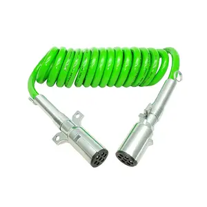 Cable de Remolque Enrollado de 7 Vías con Conectores de Zinc, Color Verde - Product Image 1