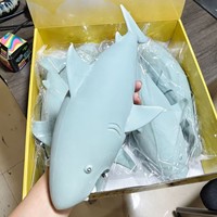 Jouet Squishy Requin Géant en Gros, Jouet Anti-Stress Requin Mignon, Jouet Sensoriel pour Soulager l'Anxiété, Cadeau Amusant pour Fête d'Halloween pour Adultes