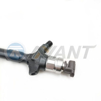 Injektor Bahan Bakar Berkualitas Tinggi 23670-30240 Injektor Diesel Cocok untuk Penggunaan Peralatan Pengujian Produksi Dalam Negeri Berkualitas Tinggi