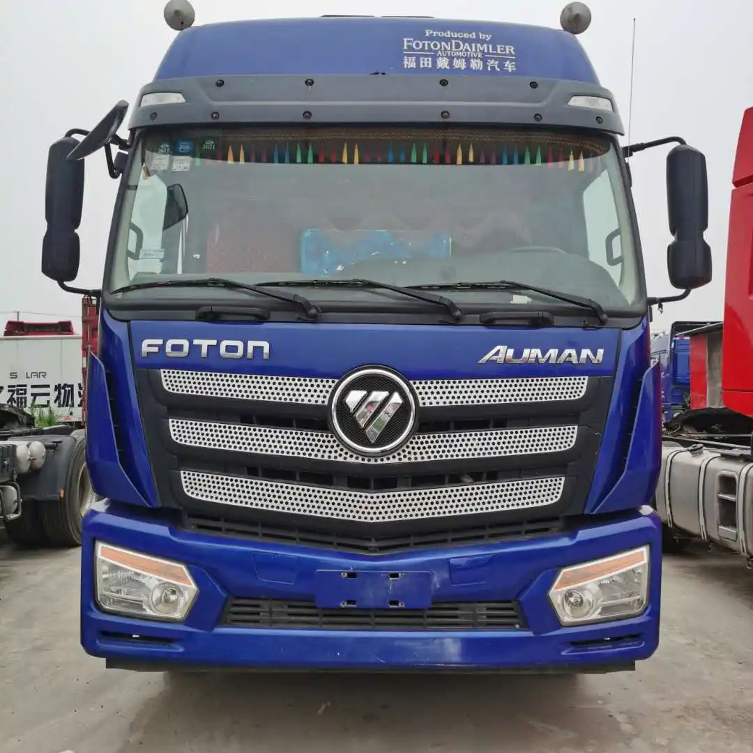 The used Foton Auman 6*4 prime mover tractor truck price is reasonable for the sale of junk car