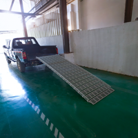 Rampe modulaire en aluminium Simplywalk, capacité 800 kg, longueur 3,05 m, surface anodisée, rampe pour temps pluvieux, service de marque privée, ISO 9001