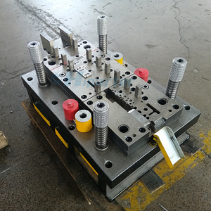 Matrice de presse DC53 avec pilier de guidage, moule de poinçonnage progressif pour support d'angle, outil de poinçonnage d'angle pour tô<span class=keywords><strong>le</strong></span>, outillage de presse pour métaux. - Product Image 4