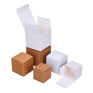 Boîte en carton pliable personnalisée avec fermeture à languette, emballage en carton avec matériaux recyclés et design portable pour l'emballage de produits de vente au <span class=keywords><strong>d</strong></span>étail - Product Image 1